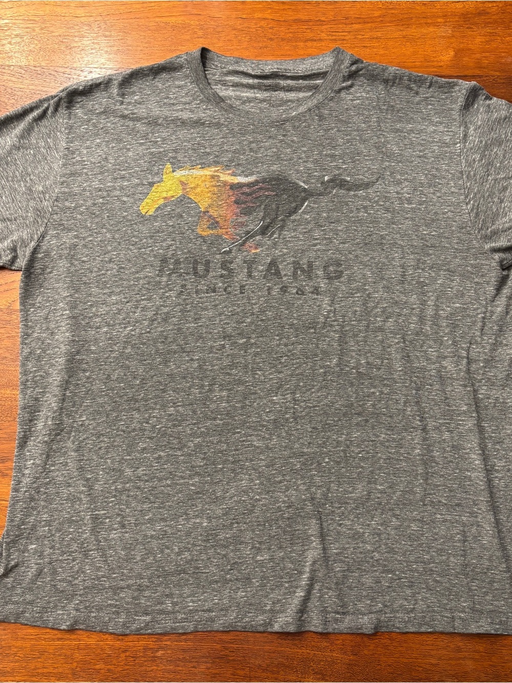 Ford Gray Short Sleeve Mustang Graphic Tee with Yellow Accent